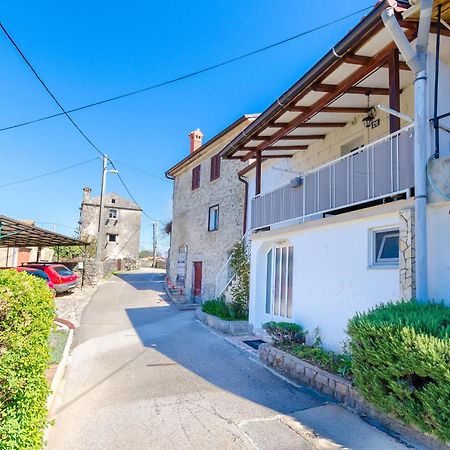 Holiday Home Ana- With Pool Kornić 外观 照片